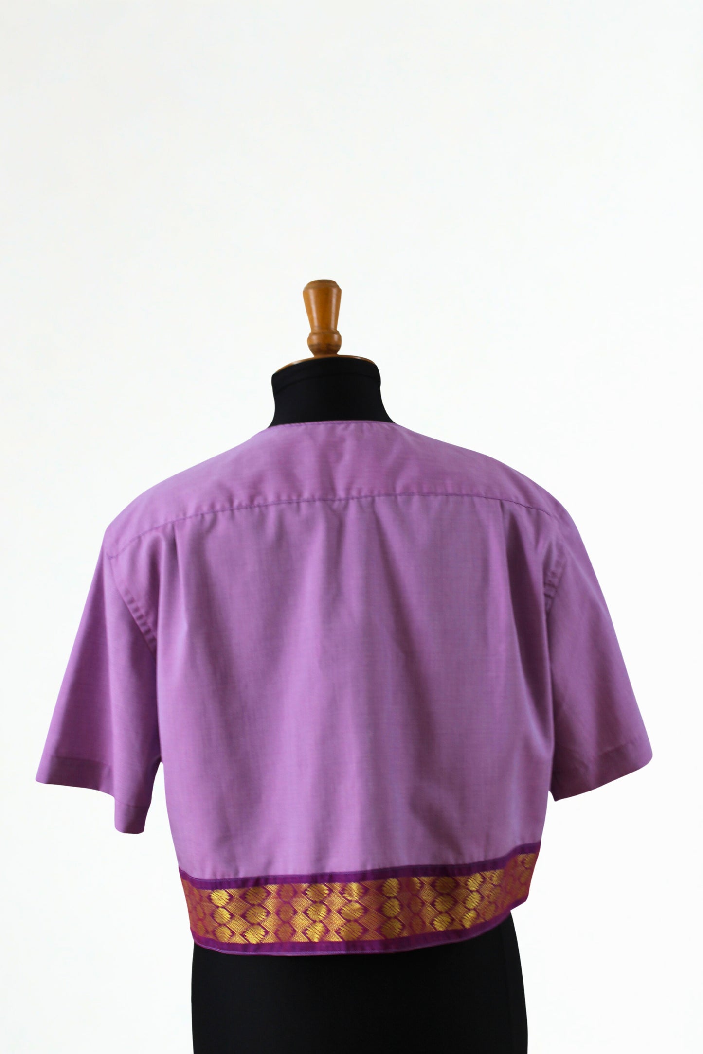 Chemise violette