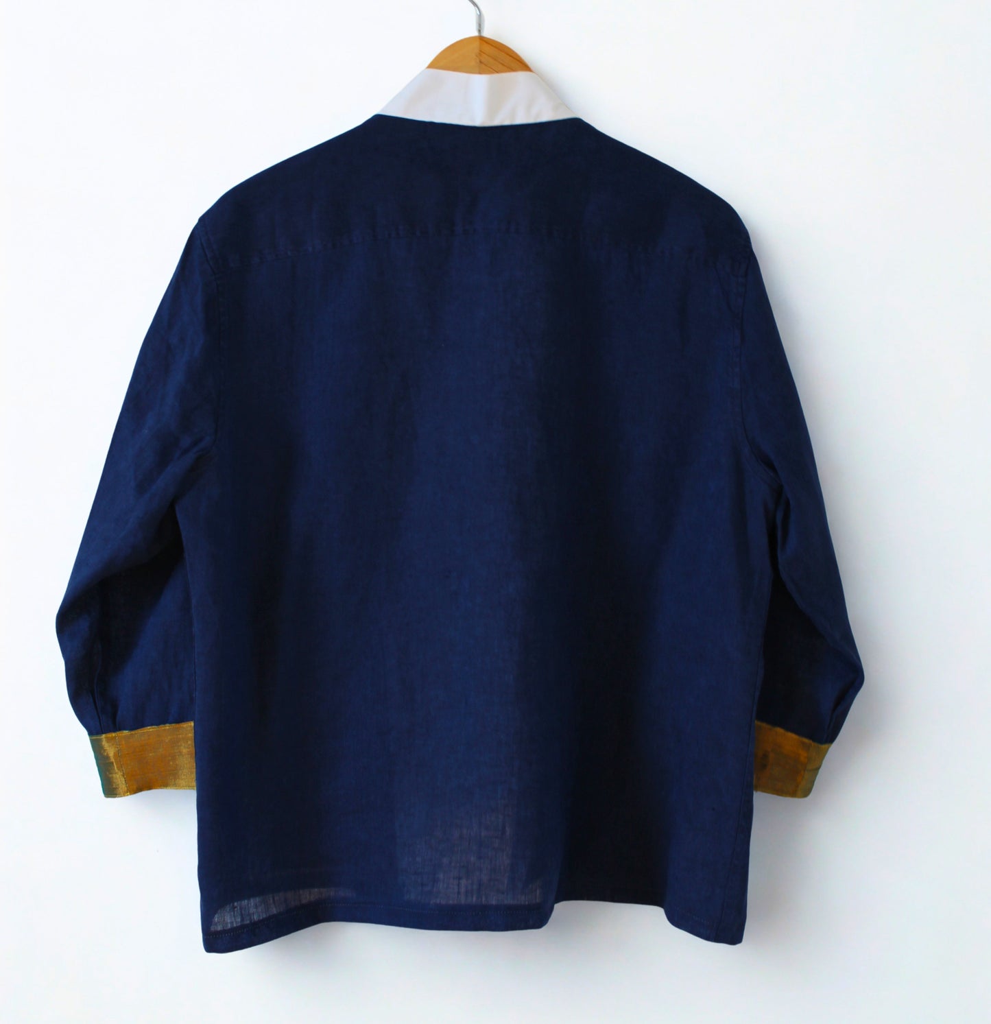 Kimono bleu et doré