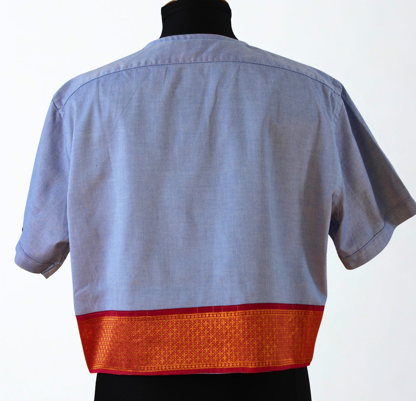 Chemise bleu et rose
