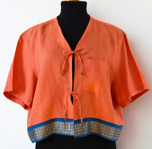 Chemise orange et bleue