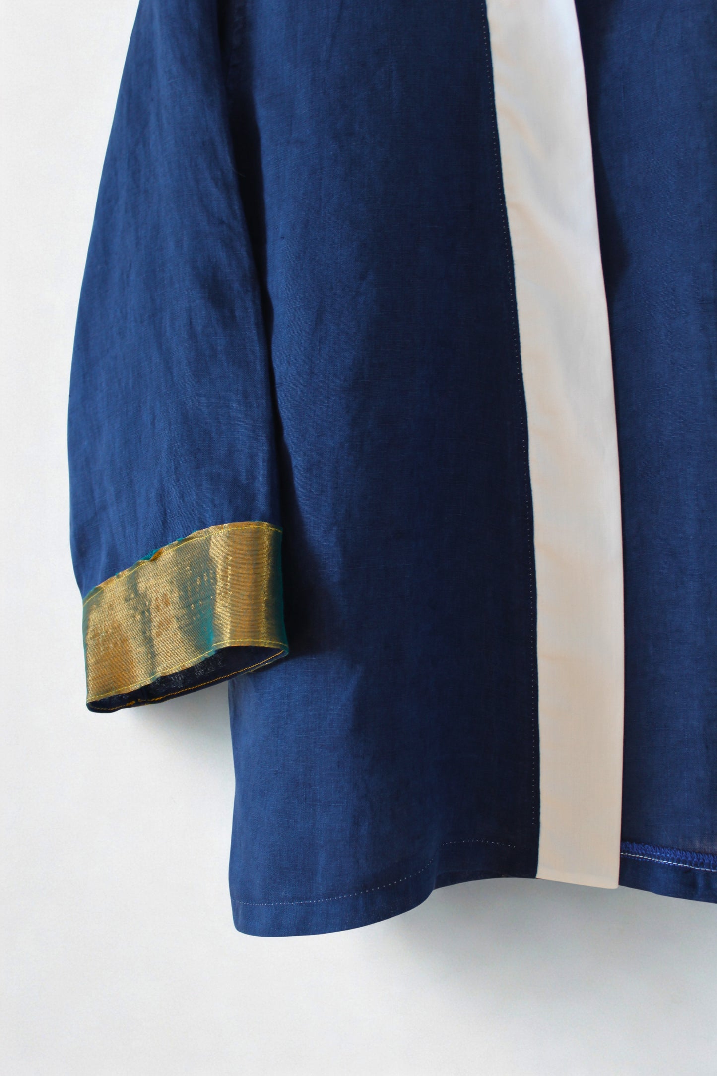 Kimono bleu et doré